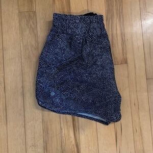Lululemon Tracker Shorts Size 10